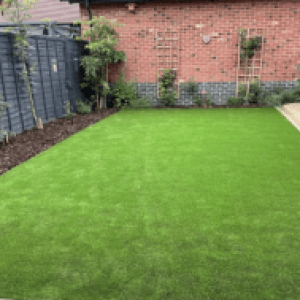 Apa lapisan dasar termurah untuk rumput sintetis?